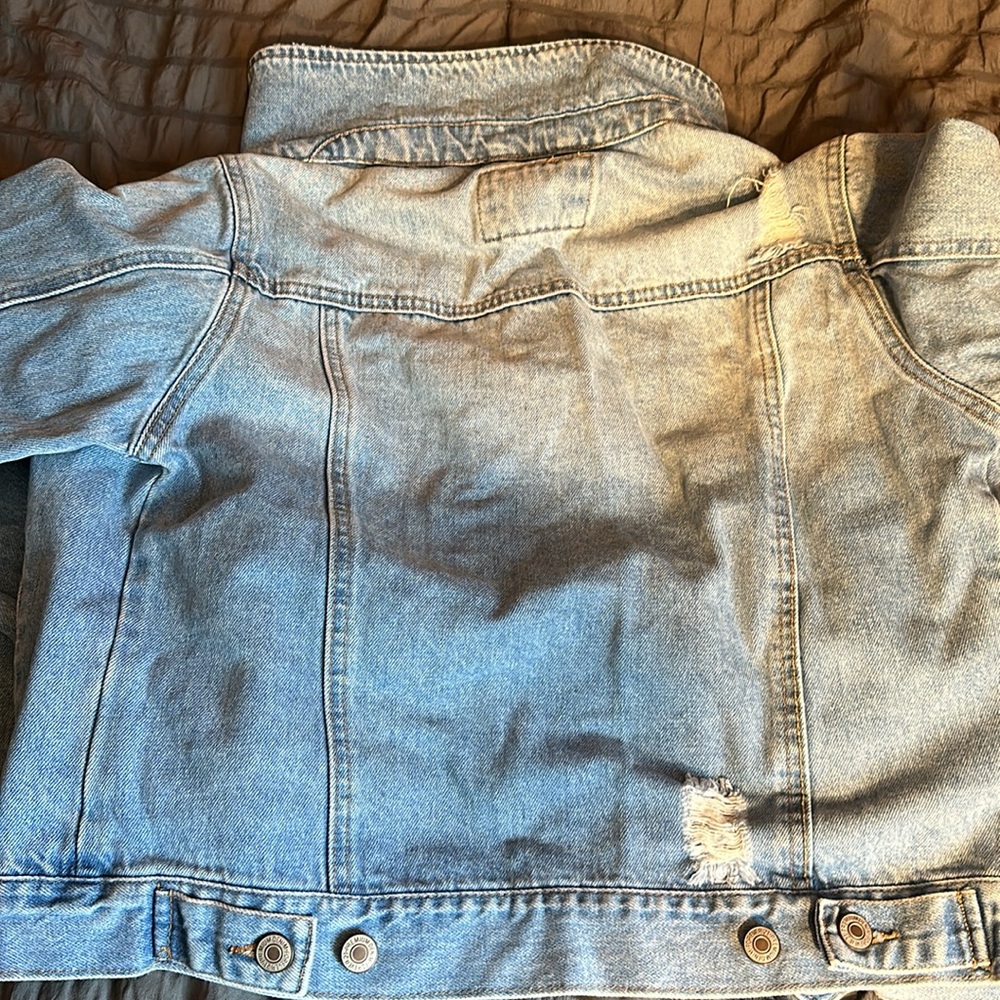 Washed denim jacket medium - Picture 4 of 4